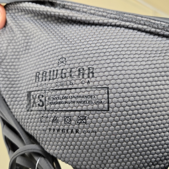 Nwt RawGear war sports bra gray with black writing - Picture 3 of 5